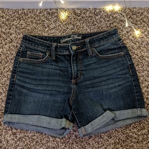 Mid Rise Boyfriend Shorts Universal Thread